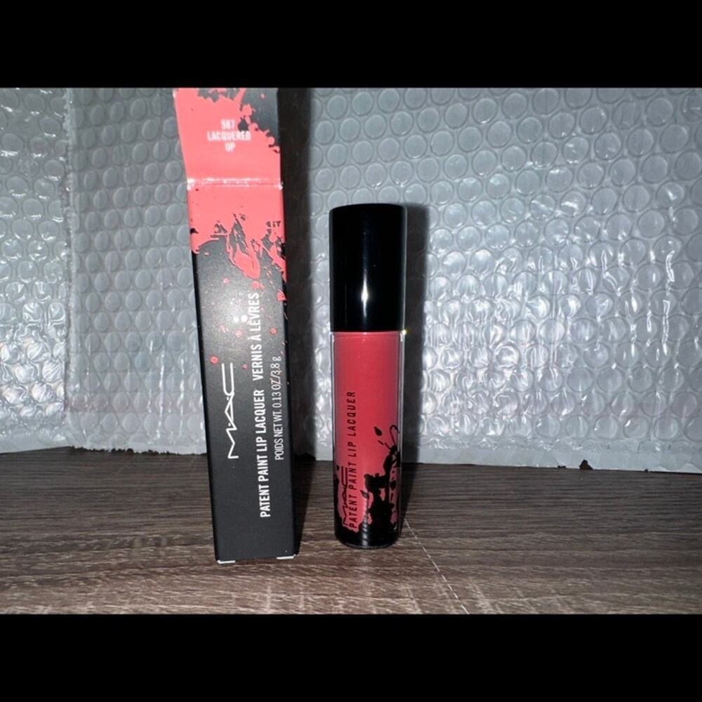 MAC cosmetics Patent Paint Lip‎ Lacquer 587 LACQURED UP